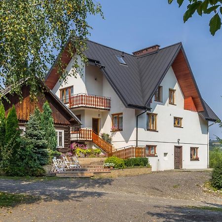Wisniowy Gaj Vila Ujanowice Exterior foto